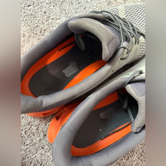 On Cloud Running Men's Cloudflyer- Fossil / Flame - Picture 5 of 10